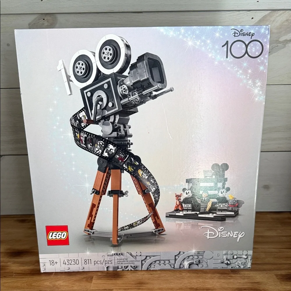 LEGO Disney Vintage Walt Disney Tribute Camera #43230 - Picture 4 of 12